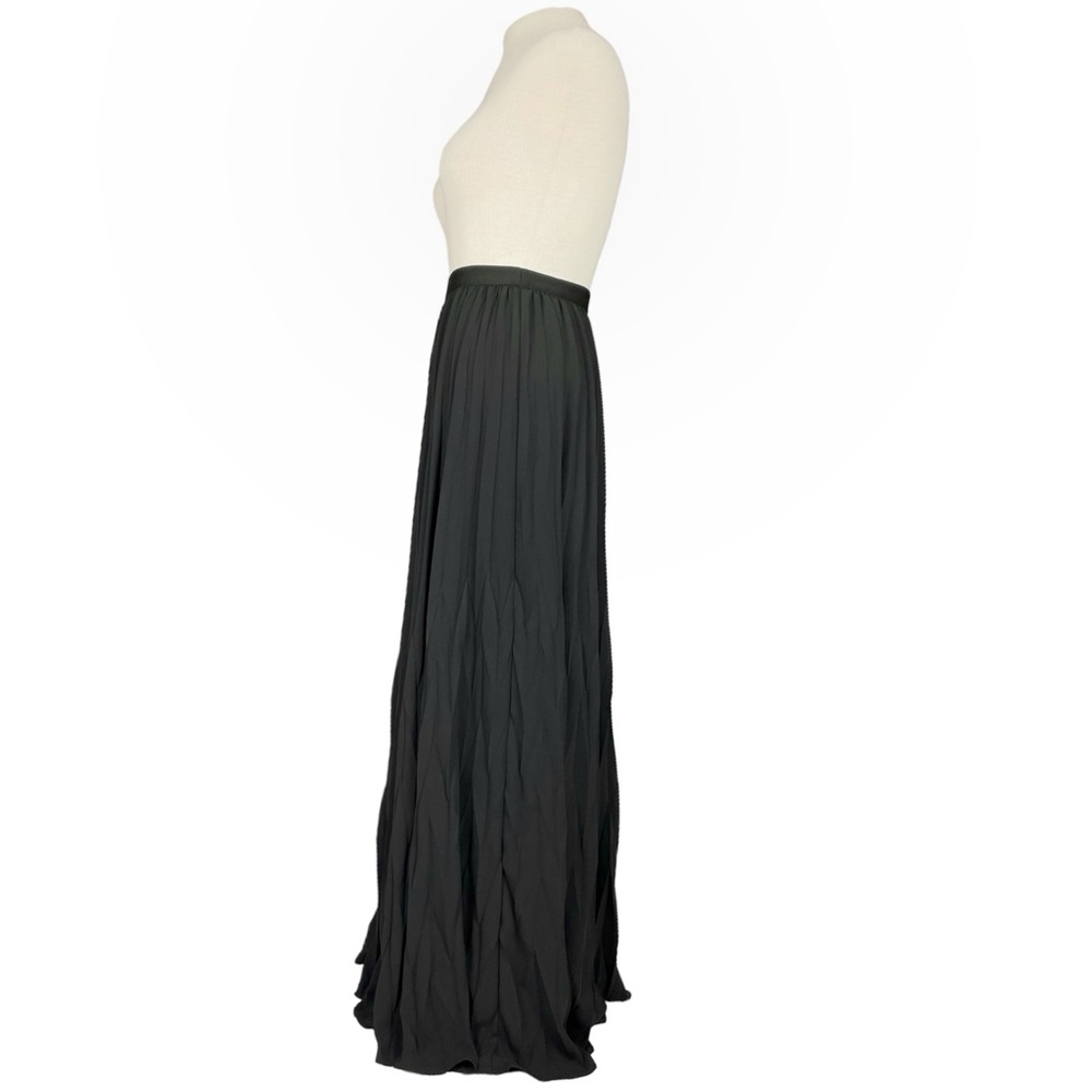 Dress The Population NWOT Pleated Maxi Skirt in Black Size Small - Picture 3 of 8